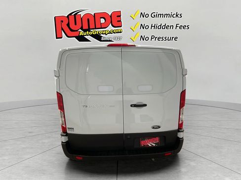 Used 2023 Ford Transit 150 XL image 4