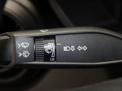 Used 2024 Chevrolet Colorado W/T image 19