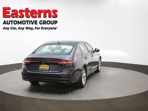 Used 2025 Honda Accord LX image 37