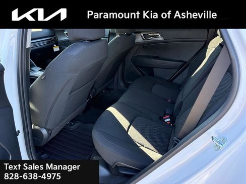 New 2026 Kia Sportage LX w/ LX Convenience Package image 21