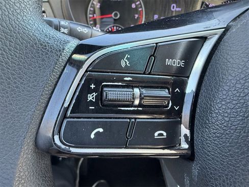 Used 2019 Kia Optima LX image 23