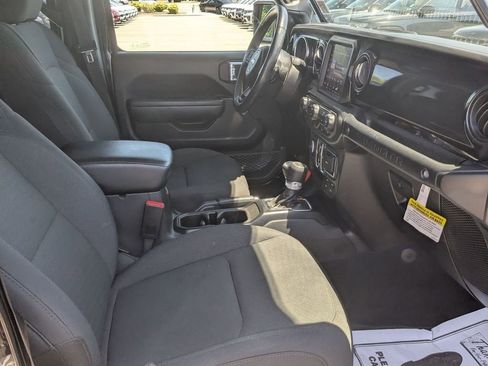 Used 2023 Jeep Wrangler Unlimited Sport AWD/4WD image 28