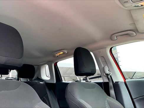 Used 2021 Jeep Compass Sport image 15