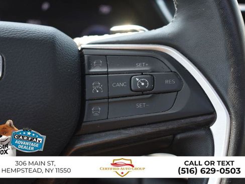 Used 2022 Jeep Grand Cherokee L Limited image 16