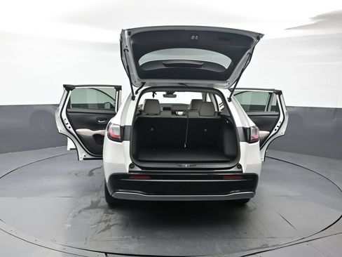 Certified 2025 Honda HR-V EX-L image 48