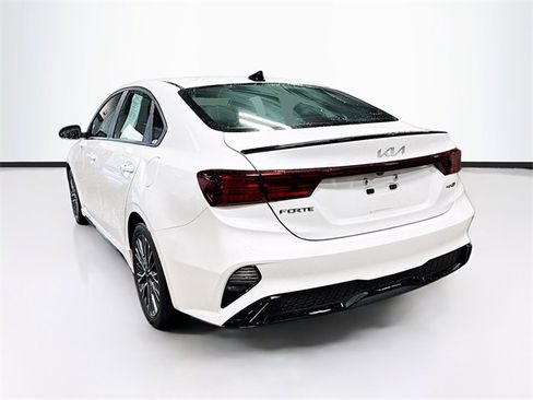 Used 2023 Kia Forte GT-Line w/ GT-Line Premium Package image 5