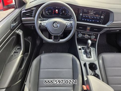 Certified 2021 Volkswagen Jetta SEL FWD image 13
