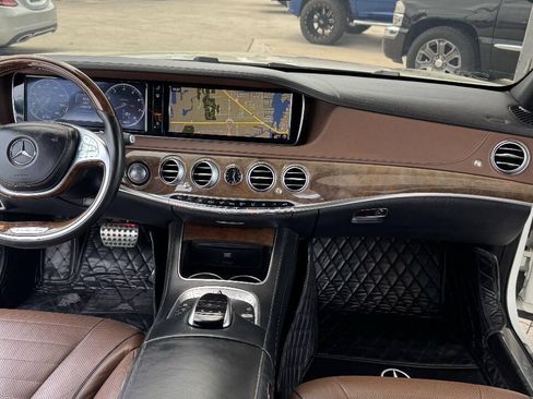 Used 2015 Mercedes-Benz S 550 Sedan image 12