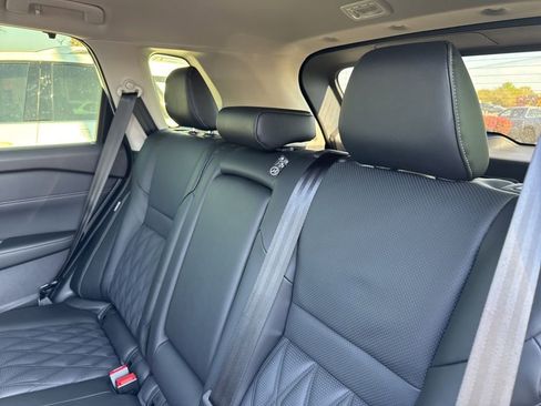 New 2026 Nissan Rogue Platinum AWD/4WD image 15