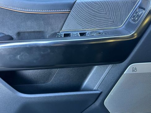 Used 2023 Ford F150 Platinum image 11