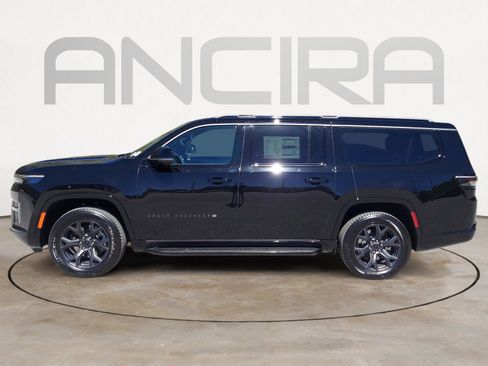 New 2026 Jeep Grand Wagoneer L Limited AWD/4WD image 7