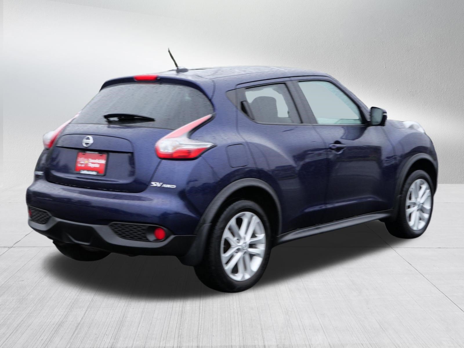 Used 2015 Nissan Juke SV w/ Technology Package AWD/4WD image 7