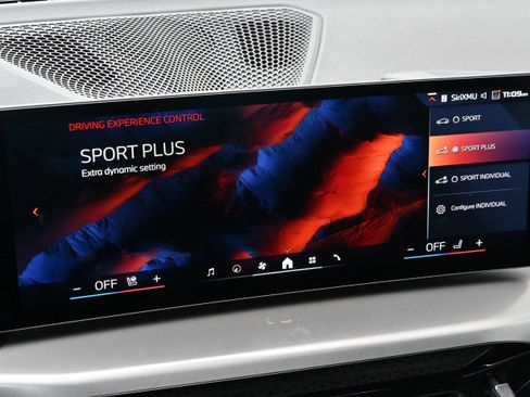 Certified 2025 BMW M240i Coupe RWD image 29
