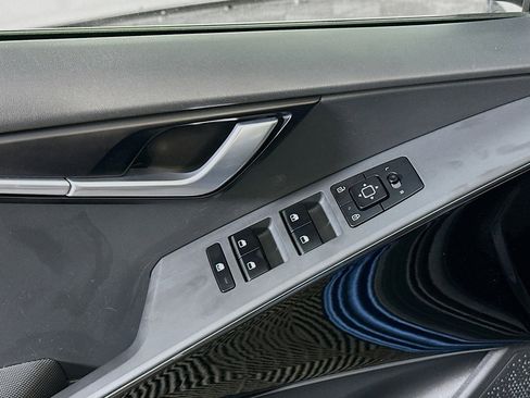 Used 2023 Kia Niro Wind image 15