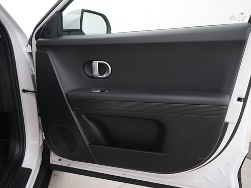 Certified 2024 Hyundai Ioniq 5 SEL AWD/4WD image 9