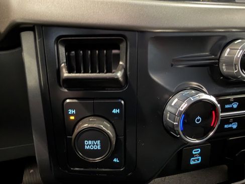 Used 2024 Ford F150 XLT image 20