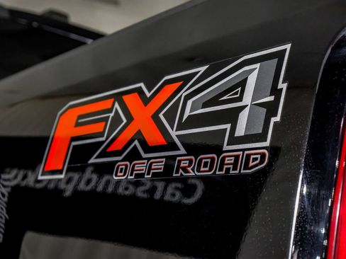 Used 2020 Ford F350 Lariat w/ Lariat Ultimate Package image 46