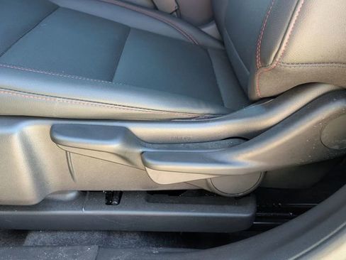 Used 2025 Chevrolet Trax RS w/ Driver Confidence Package image 16