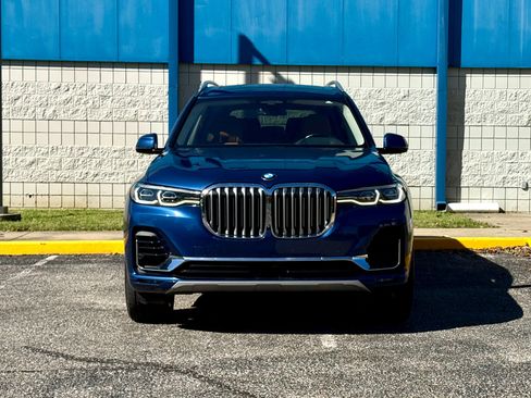 Used 2019 BMW X7 xDrive40i w/ Premium Package image 2