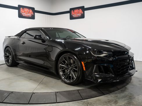 Used 2018 Chevrolet Camaro ZL1 w/ LPO, ZL1 Protection Package RWD image 9