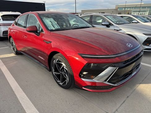 New 2026 Hyundai Sonata SEL image 2