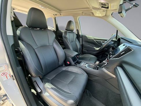 Used 2019 Subaru Forester Limited AWD/4WD image 16
