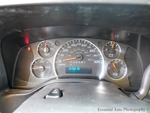 Used 2018 GMC Savana 3500 Extended w/ Driver Convenience Package image 14