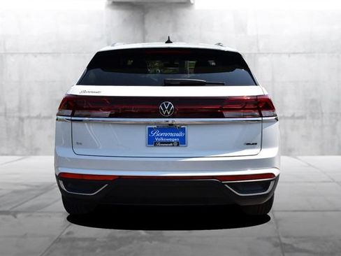 New 2026 Volkswagen Atlas Cross Sport SE AWD/4WD image 6