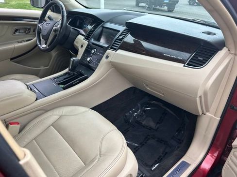 Used 2014 Ford Taurus Limited FWD image 10