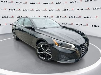 Used 2024 Nissan Altima 2.5 SR video 1