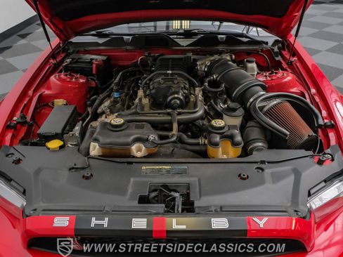 Used 2010 Ford Mustang Shelby GT500 RWD image 38