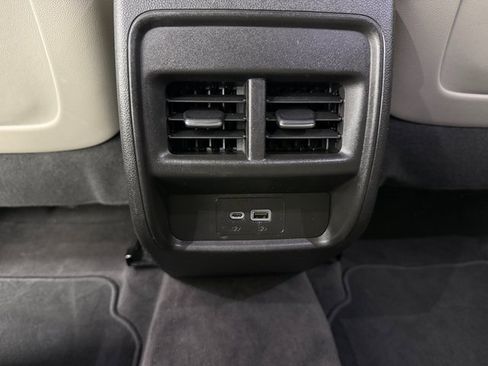 Used 2020 Cadillac XT4 Luxury image 32