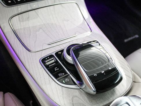 Used 2022 Mercedes-Benz E 450 Cabriolet image 38