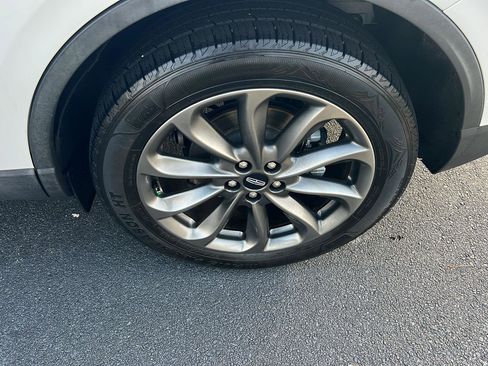 Used 2021 Lincoln Corsair AWD w/ Premium Package image 43