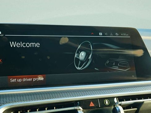 Used 2022 BMW X6 xDrive40i w/ Executive Package image 48