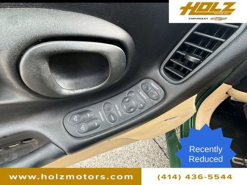 Used 1998 Chevrolet Corvette Convertible w/ Memory Pkg image 20