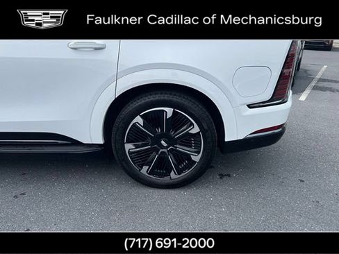 Certified 2025 Cadillac Escalade IQ Sport 1 w/ Smart Trailering package AWD/4WD image 37