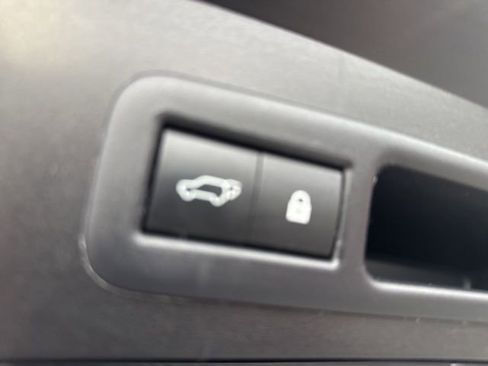 Used 2020 Lexus UX 250h w/ Premium Package image 8