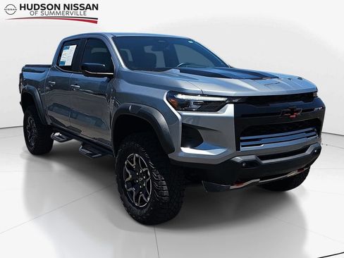 Used 2024 Chevrolet Colorado ZR2 w/ ZR2 Convenience Package III AWD/4WD image 1