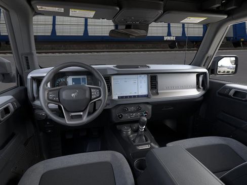 New 2025 Ford Bronco 4-Door image 26