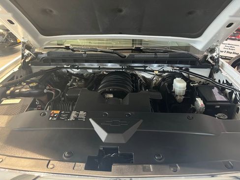 Used 2016 Chevrolet Silverado 1500 LT w/ LPO, Black Pack image 8