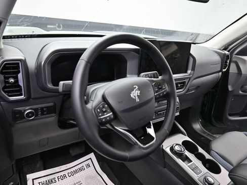 Used 2025 Ford Bronco Sport Outer Banks w/ Outer Banks Tech Package+ AWD/4WD image 14