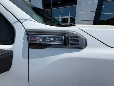 New 2026 GMC Sierra 2500 AT4 w/ AT4 Premium Plus Package AWD/4WD image 4