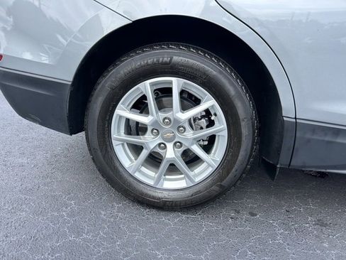 Used 2023 Chevrolet Equinox LT image 7