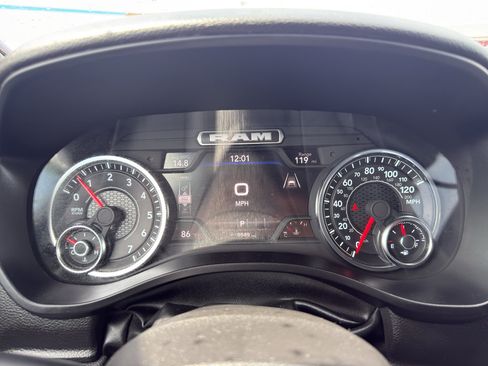 Used 2025 RAM 1500 Big Horn AWD/4WD image 17