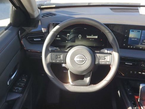 New 2026 Nissan Kicks SR FWD image 8