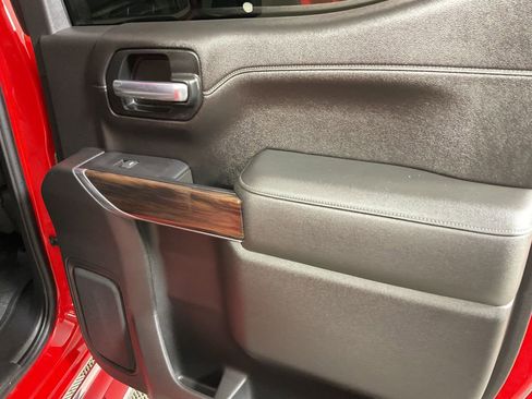 Used 2021 GMC Sierra 1500 SLT image 23