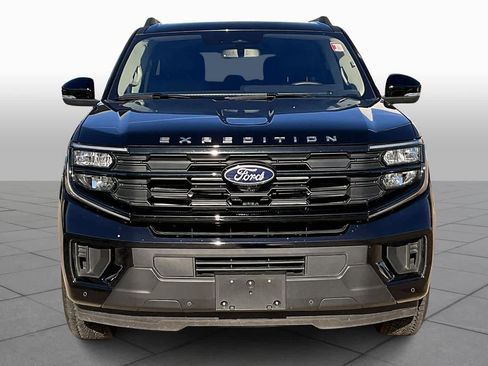 Used 2025 Ford Expedition Max Active image 4