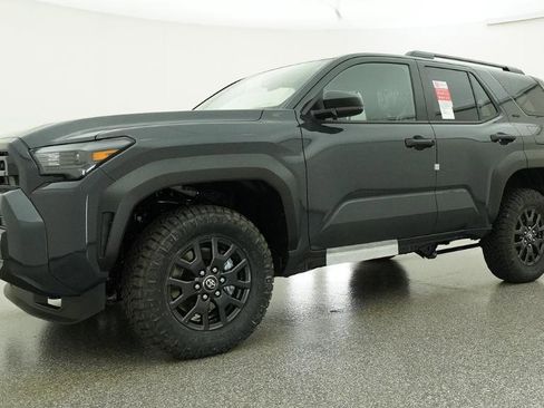 New 2026 Toyota 4Runner SR5 image 40