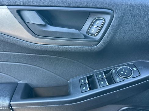 Used 2024 Ford Escape Active image 12